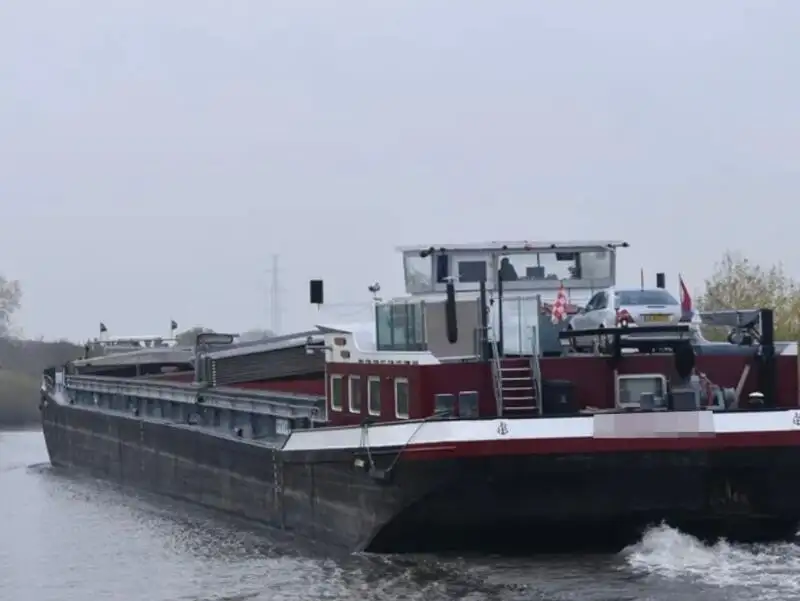 Beramkravu kuģis pārdošanā