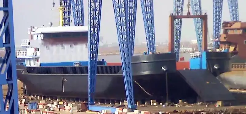 Liellaiva pārdošanā