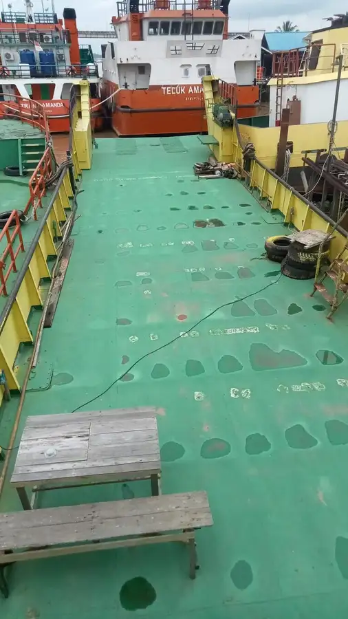 Nosēšanās kuģis, tvertne pārdošanā