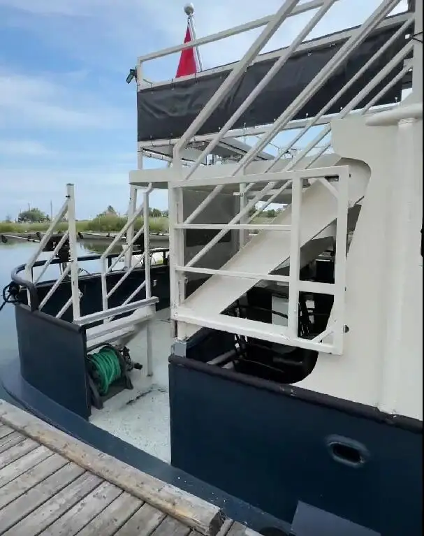 glābšanas laiva pārdošanā