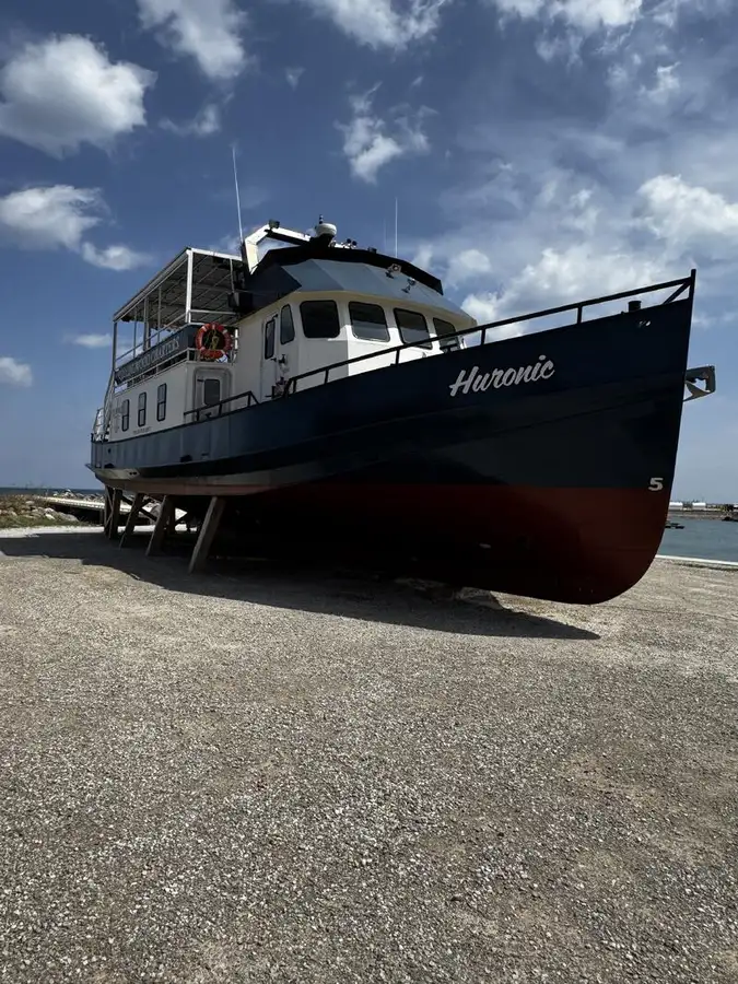 glābšanas laiva pārdošanā