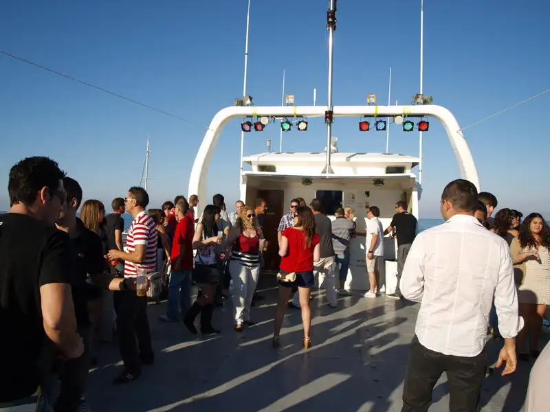 Prāmju kuģis pārdošanā