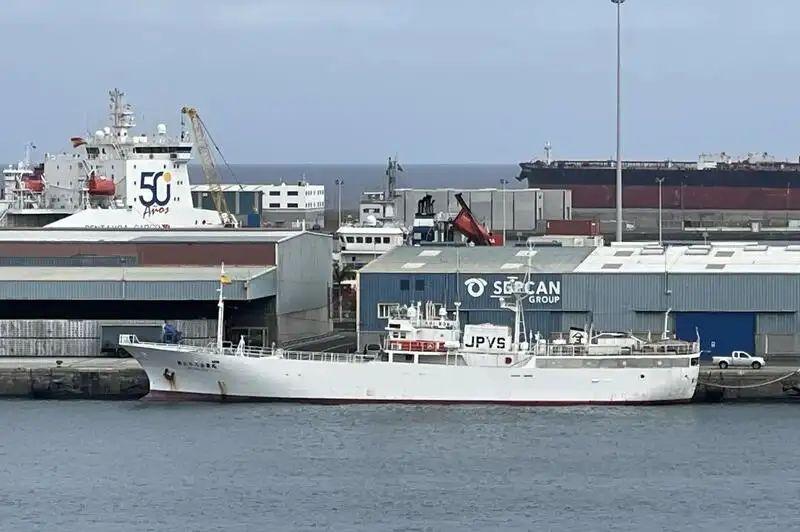 Zvejas traleris pārdošanā