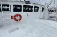 Apkalpes laiva pārdošanā