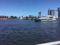 Motoru kuģis pārdošanā