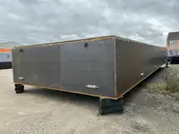 Pontons pārdošanā