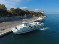 Katamarāns pārdošanā
