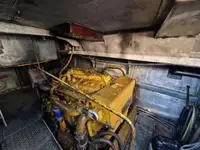 Loču laiva pārdošanā