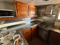 Konteineru kuģis pārdošanā