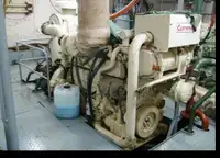 Kuģis ar āķu jedām pārdošanā