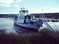 Motoru kuģis pārdošanā