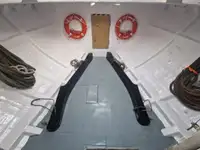 Loču laiva pārdošanā