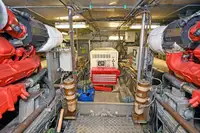 Motoru kuģis pārdošanā